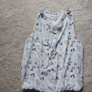 Max Studio White Floral Blouse